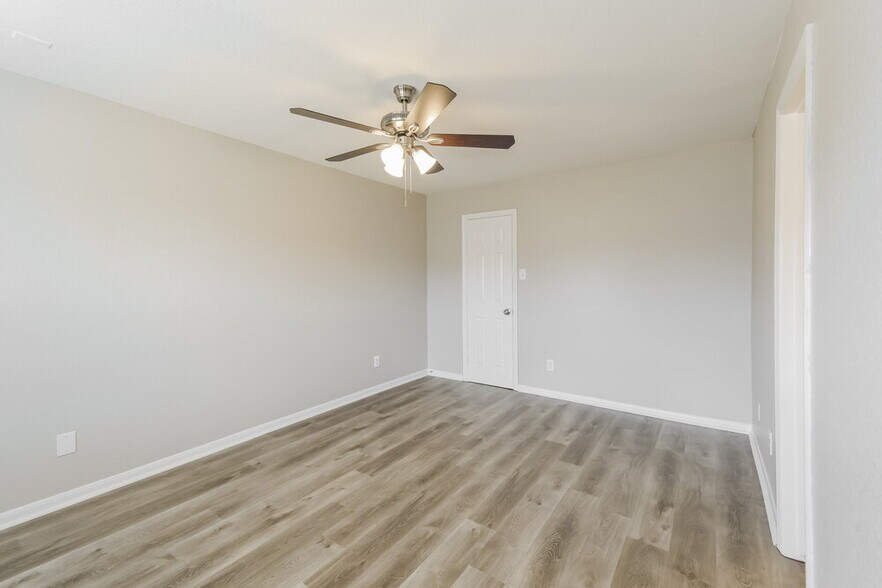 Building Photo - 4703 Montclair Hill Ln