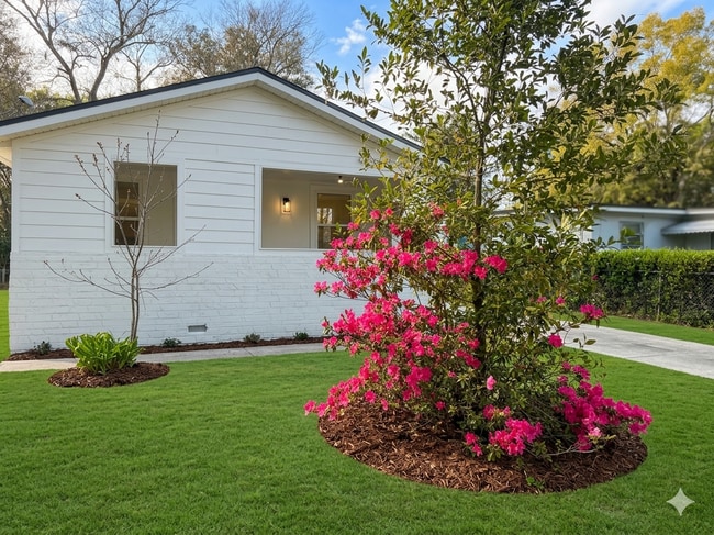 Building Photo - 5134 Dodge Rd