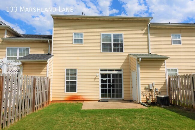 Building Photo - 133 Marshland Ln
