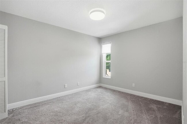 Building Photo - 727 N Himes Ave