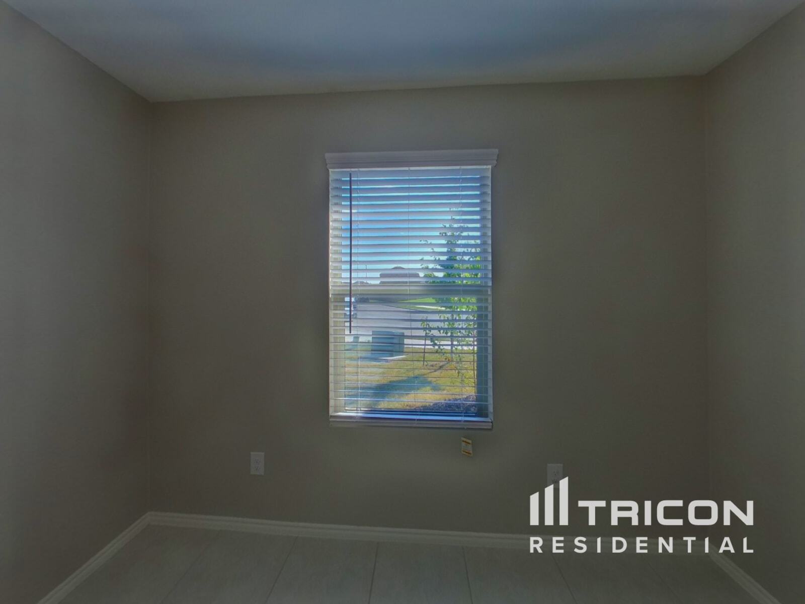 Building Photo - 304 Ranchito Pass