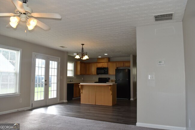 Building Photo - 1854 Pierce Way