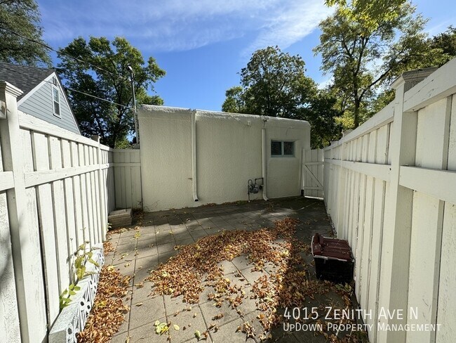 Building Photo - 4015 Zenith Ave N