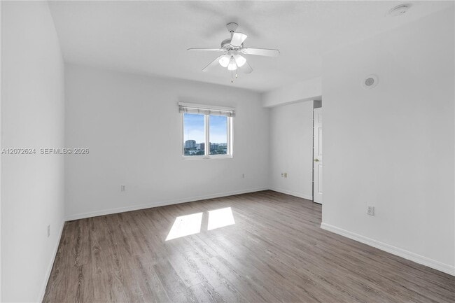 Building Photo - 3500 Coral Wy