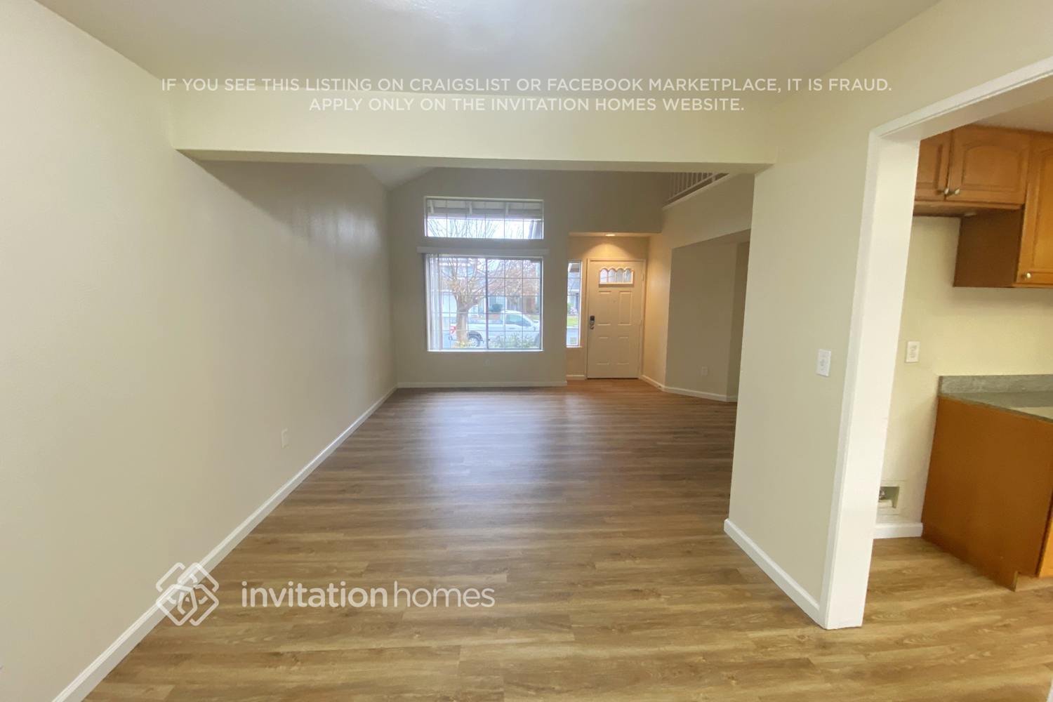 Building Photo - 152 Drake Ct
