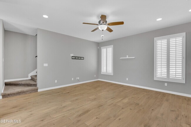 Building Photo - 4529 Mark Avizo St
