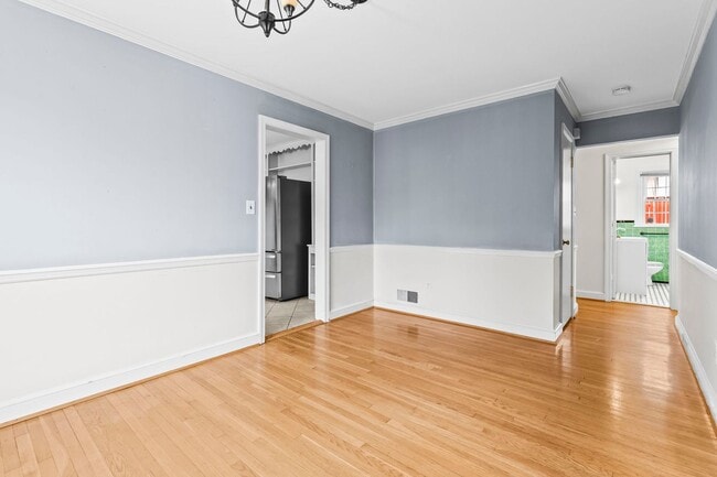 Building Photo - Charming 4-Bedroom Home in Silver Spring