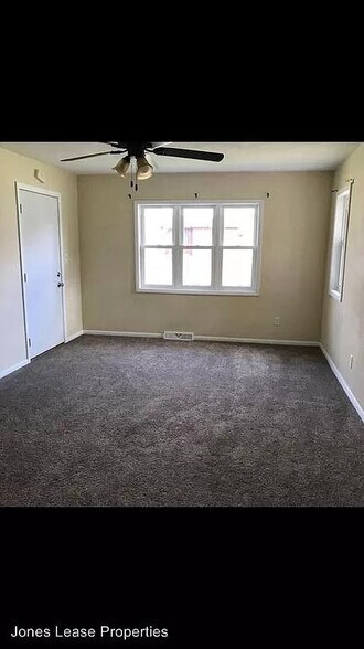 Building Photo - 508 12th St