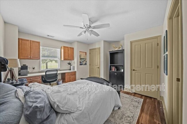 Building Photo - 1613 Muscovy Wy