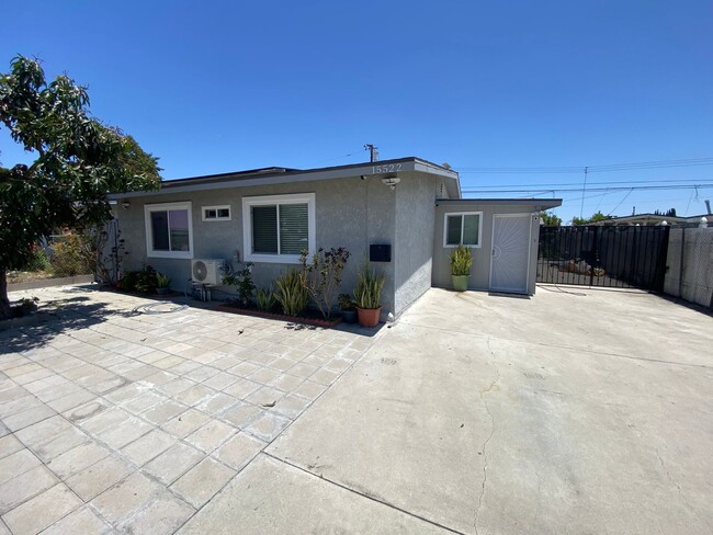 Building Photo - 15522 Claretta Ave