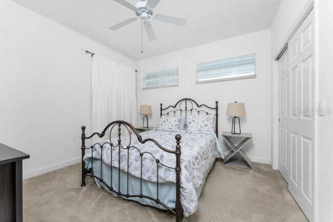 Building Photo - 2001 Bal Harbor Blvd