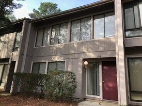 Building Photo - Available NOW!