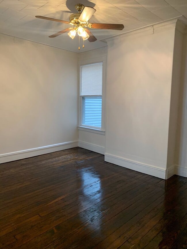 Building Photo - Open House July 5th, from 12:30 PM to 1:00 PM