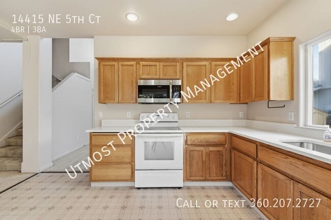 Building Photo - 14415 NE 5th Ct