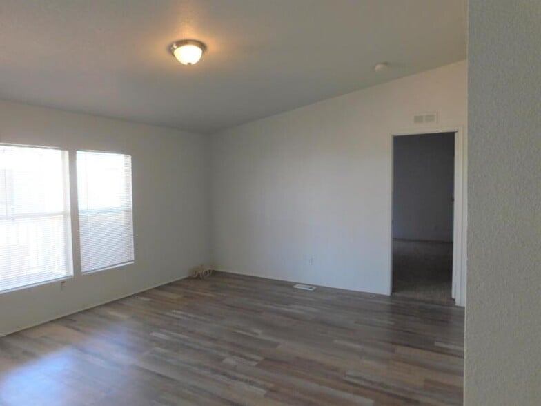 Living Room - 6833 Rea Ave