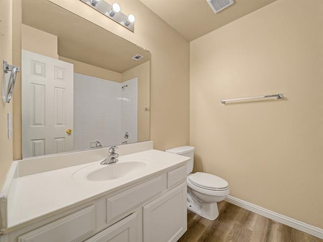 Building Photo - 1705 Massey Dr