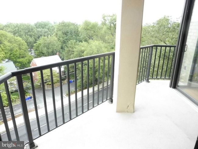 Building Photo - 4242 East-West Hwy