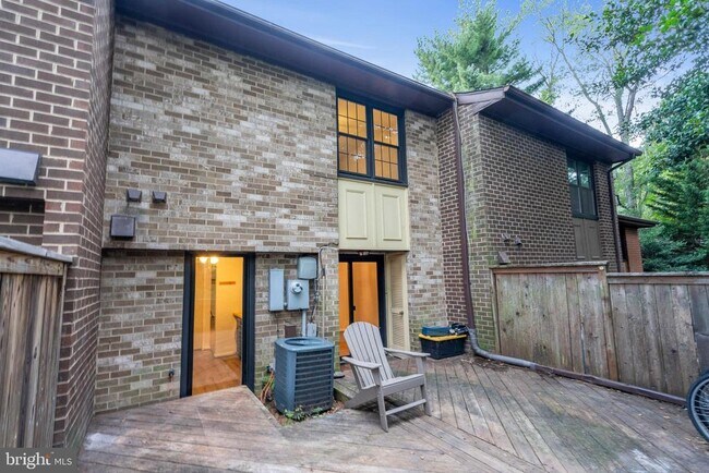 Building Photo - 11330 Headlands Ct