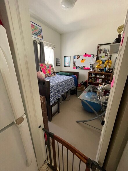Bedroom #3 - 1513 N Astor St