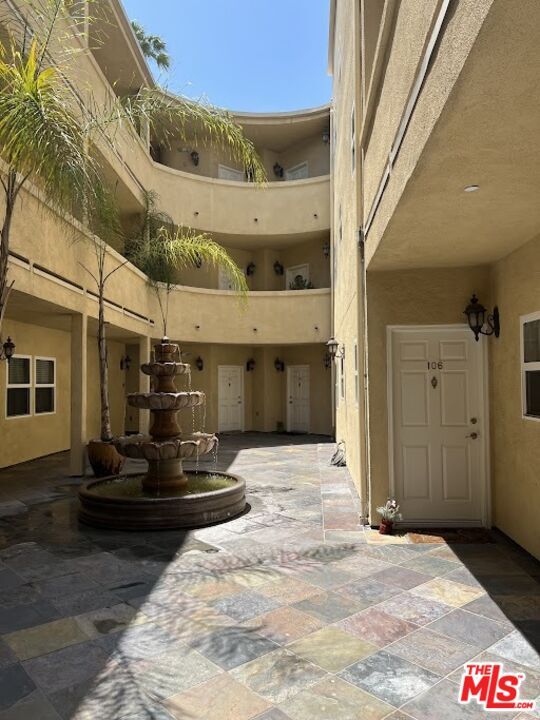 5703 Laurel Canyon Blvd 5703 Laurel Canyon Blvd Los Angeles CA 91607