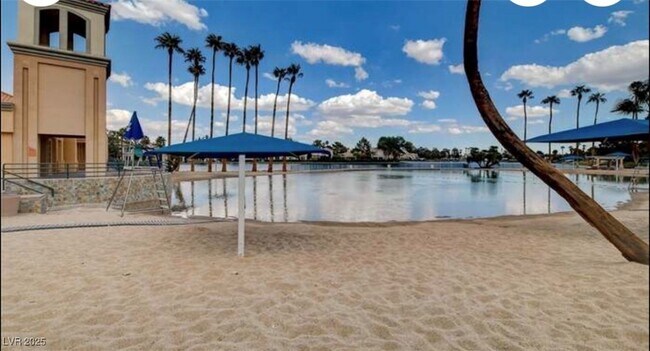 Building Photo - 3151 N Soaring Gulls Dr