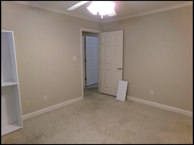 Building Photo - 31 Congressional Dr