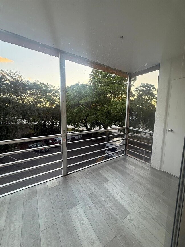 Building Photo - 4304 NW 9th Ave