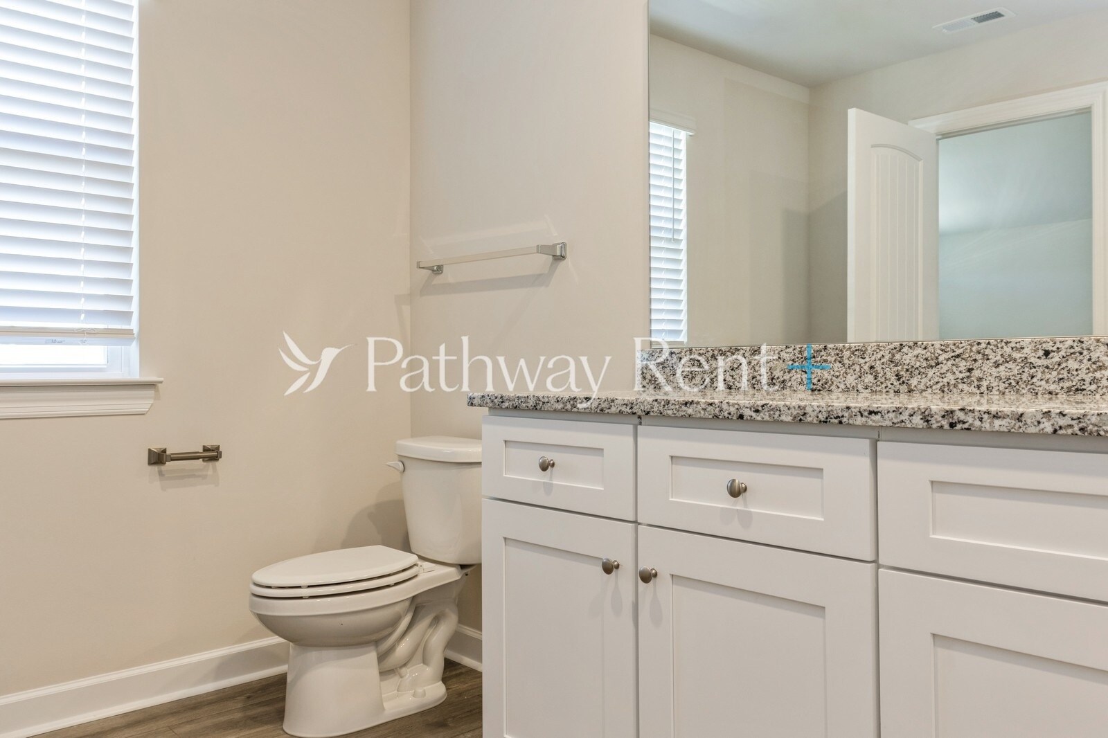 Building Photo - 3514 Quintana Dr