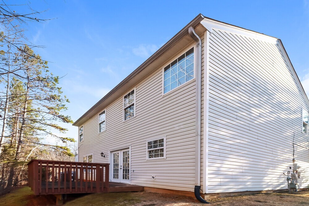 Building Photo - 1912 Waters Trail Dr