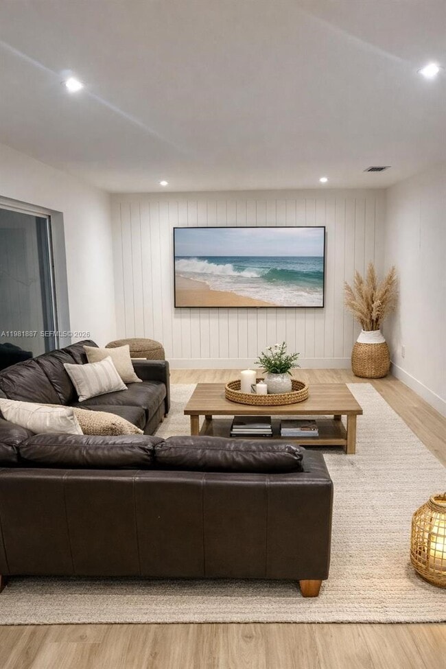 Building Photo - 1240 Binney Dr