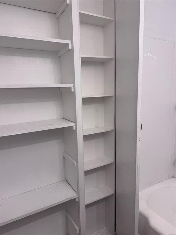 Building Photo - 1750 Yarbrough St