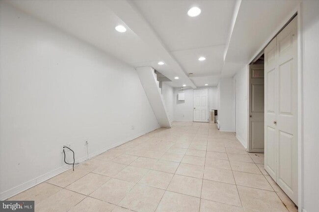 Building Photo - 2735 N 46th St