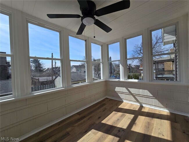 Building Photo - 13839 Clifton Blvd