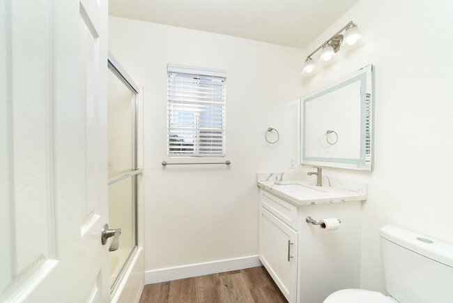 Building Photo - 26156 La Real