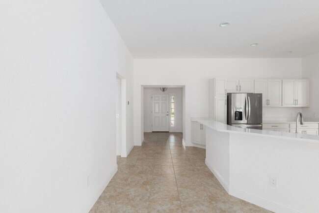 Building Photo - 10397 Silver Maple Ave