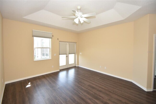 Building Photo - 10 Crampton Ct