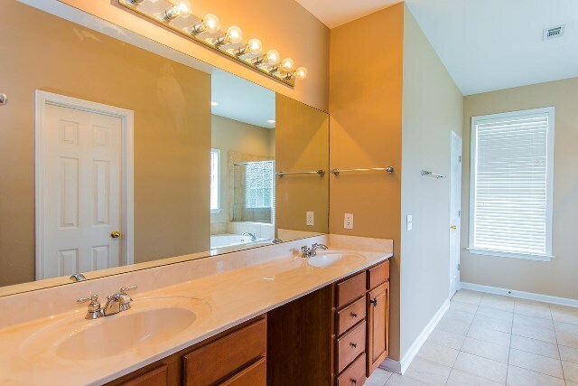 Building Photo - 9500 Helmsley Cir