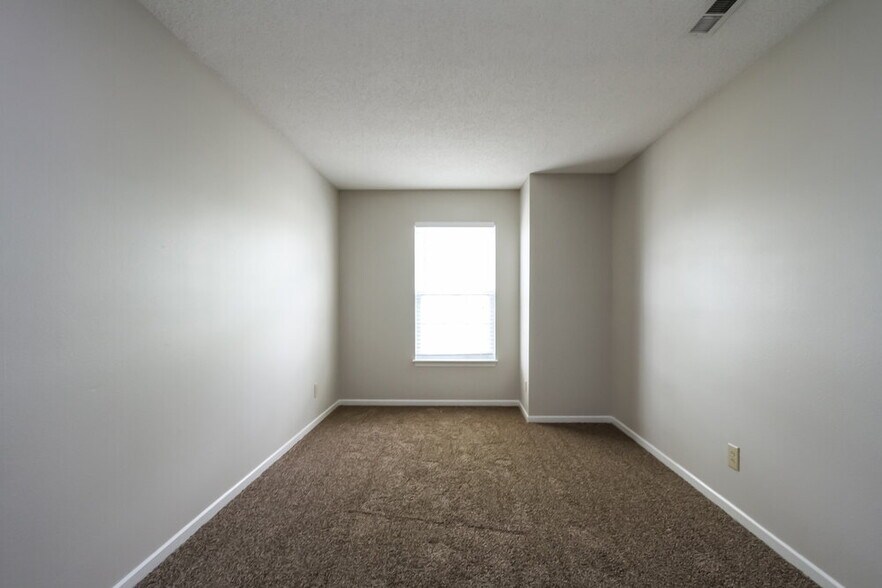 Building Photo - 10743 Timothy Ln