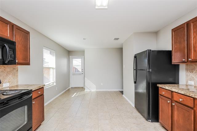 Building Photo - 9013 Sun Haven Way