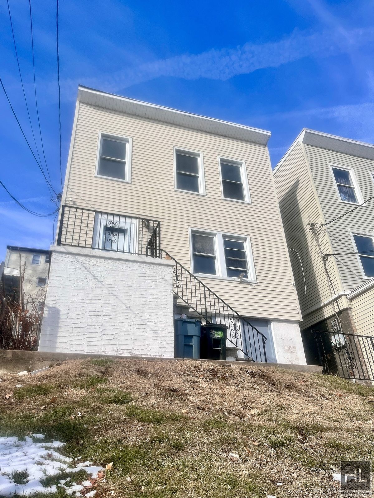 Building Photo - Woodland Ave, YONKERS