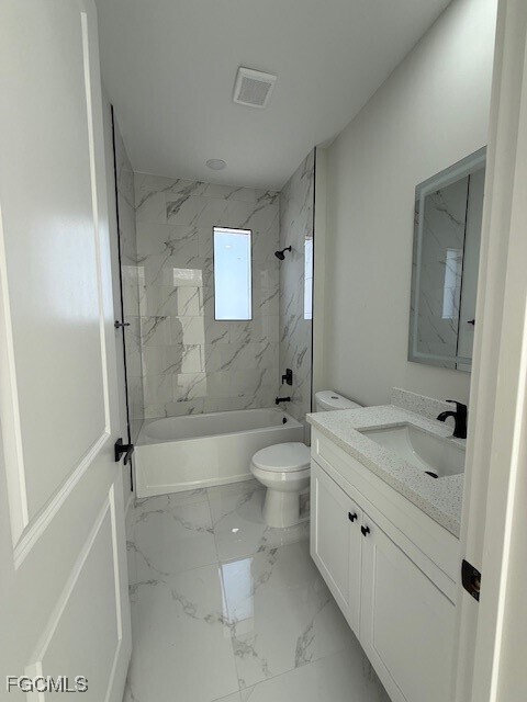 Building Photo - 640 Central St E