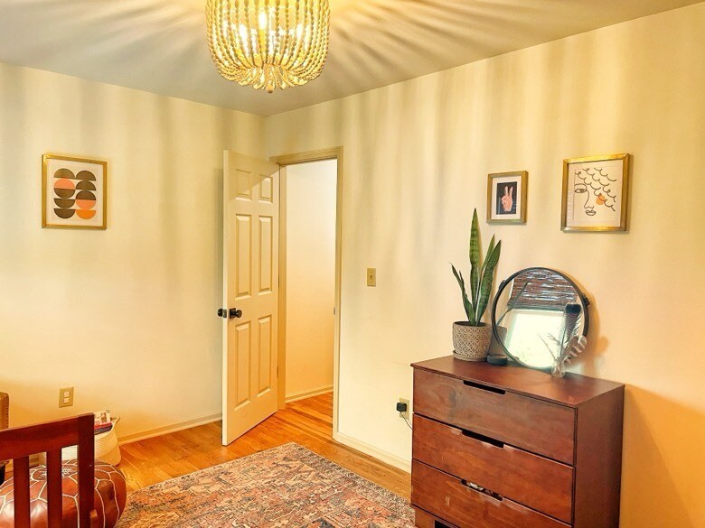 Building Photo - 16 Townes Square Ln