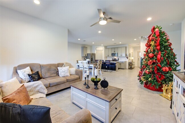 Building Photo - 3902 Elk Crk Ct