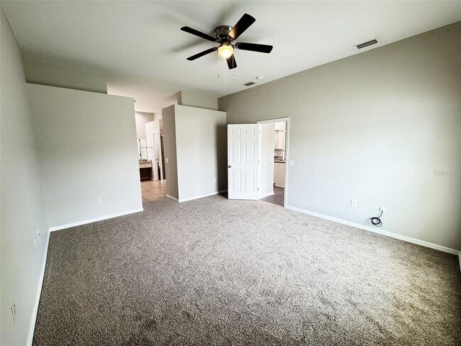 Building Photo - 346 Sterling Dr