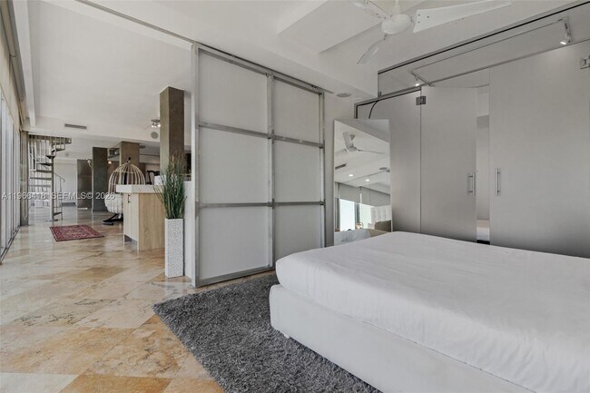 Building Photo - 5781 Biscayne Blvd