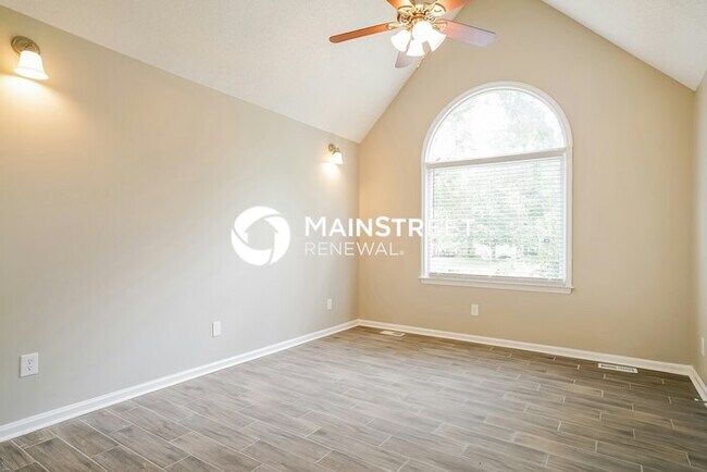 Building Photo - 3 Bedroom Pet-Friendly Home in Raleigh, NC with Main Street Renewal