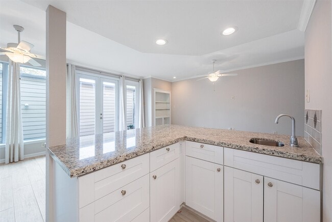 Building Photo - 15171 Kimberley Ct