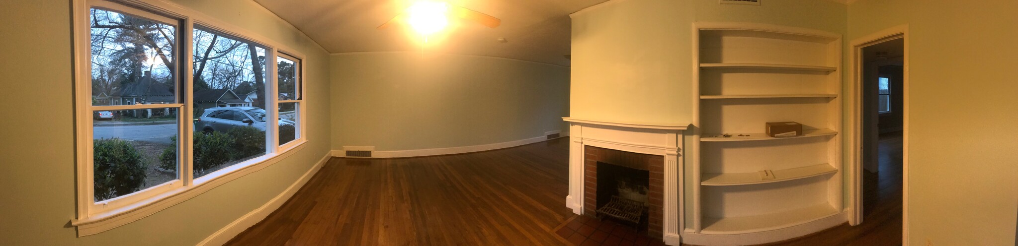 Building Photo - 218 Hillcrest Ave