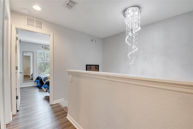 Building Photo - 2713 Bushman Dr