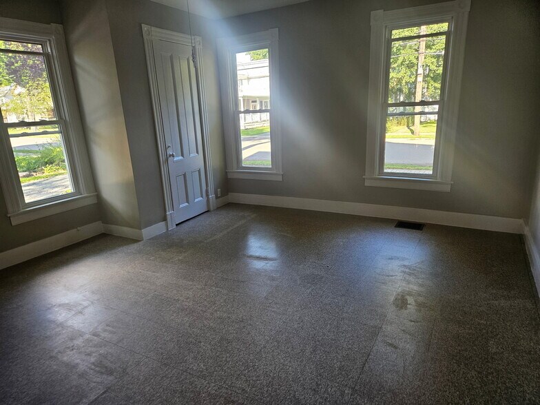 2nd Bedroom - 5 Robie St